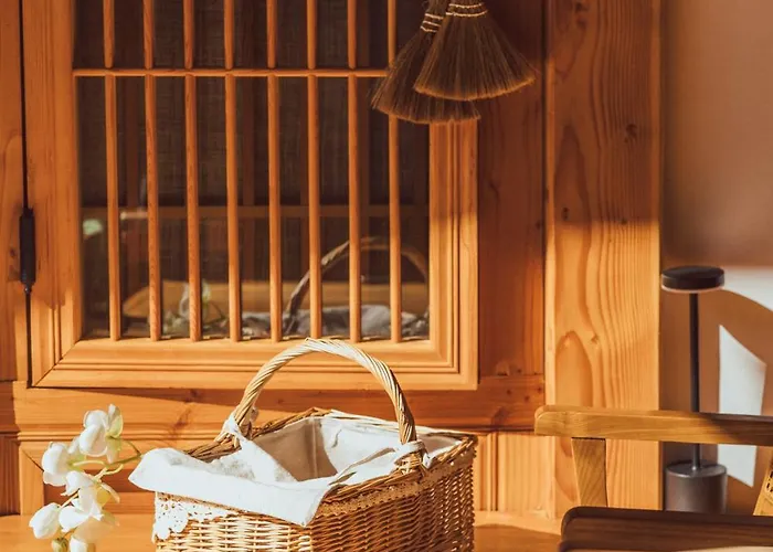 Gyedong Hanok 125